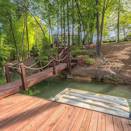 Lakeside Landing By Avantstay Private Dock 무어스빌 외부 사진