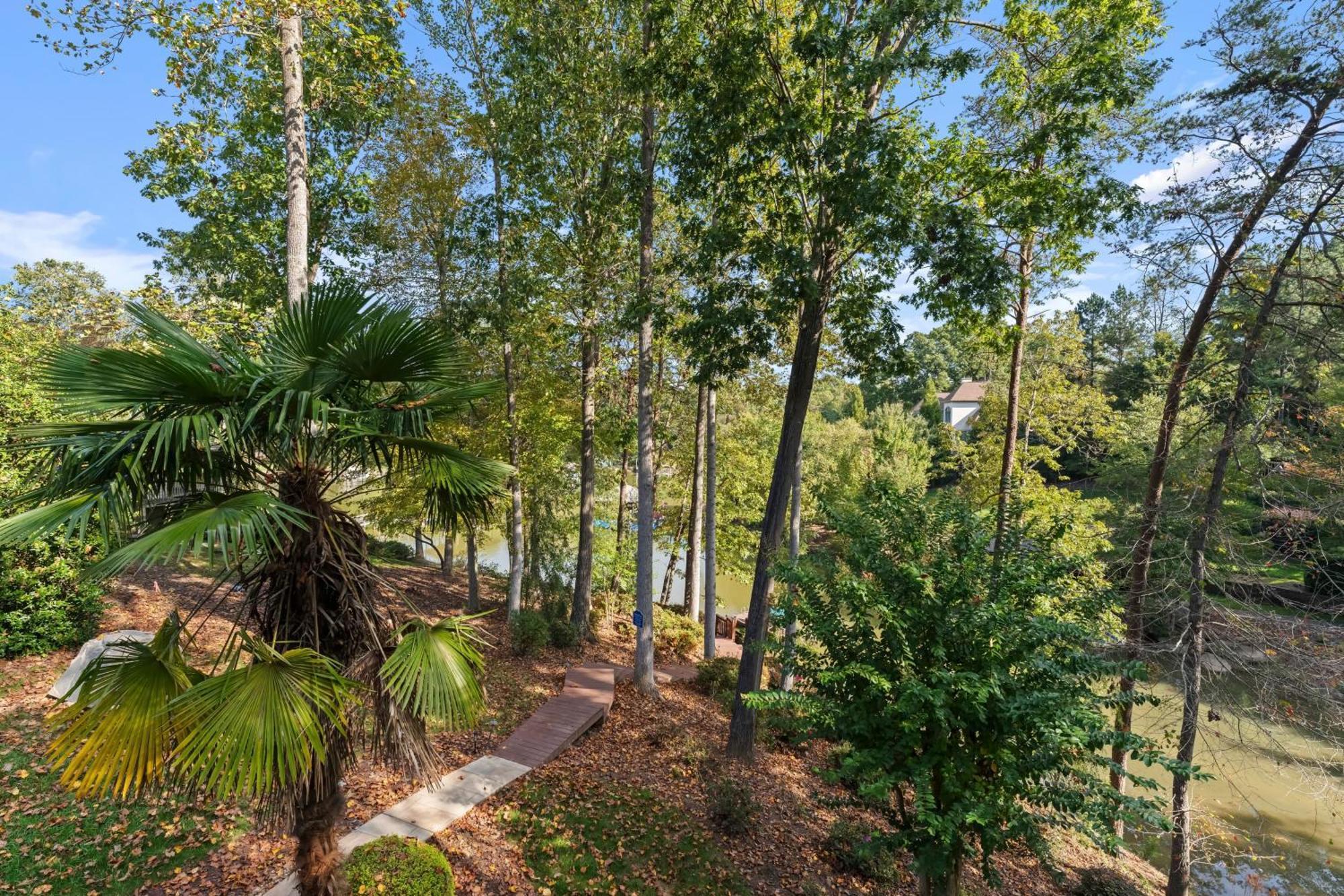 Lakeside Landing By Avantstay Private Dock 무어스빌 외부 사진